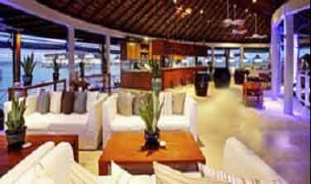 Aqua(水上酒吧) dining美食的图片集( 鸡尾酒、点心和小吃 ),印度洋三大明珠马尔代夫,中央格兰德|圣塔拉岛 Centara Grand