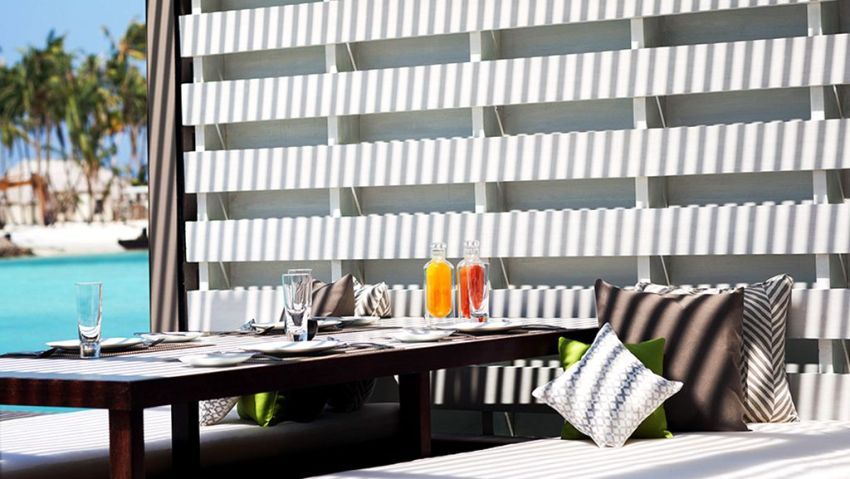 白马庄园 Cheval Blanc Randheli,dining时间( 全天候 )美食攻略 Carte Blanche（私人定制） ，方便大家选岛（海岸线假期一级代理提供），海岛马尔代夫maldives