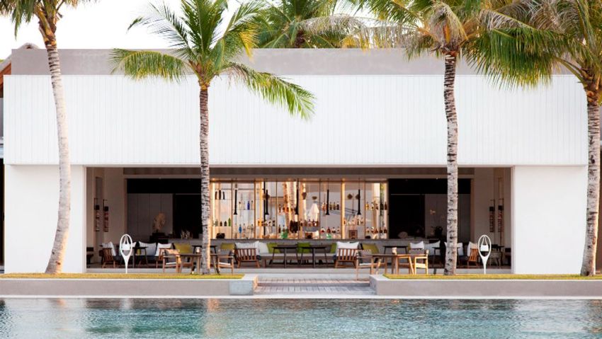 The White（酒吧） dining美食的图片集（ 鸡尾酒，点心，糕点和小吃 ），印度洋三大明珠马尔代夫,白马庄园 Cheval Blanc Randheli