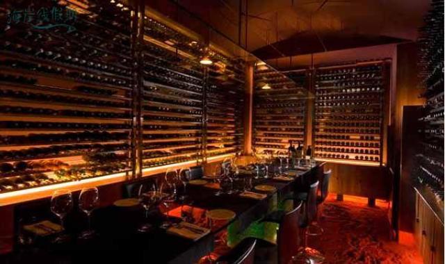 The Cheese & Wine Bar（芝士与葡萄酒吧） dining美食的图片集（ 奶酪、酒 ），印度洋三大明珠马尔代夫,港丽|希尔顿·康莱德 Conrad Maldives Rangali