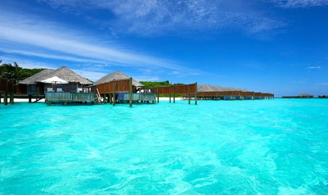 房型内部设施图片参考，如无边泳池与电视及音响， 水上别墅-Water Villa maldievs(港丽|希尔顿·康莱德 Conrad Maldives Rangali) 