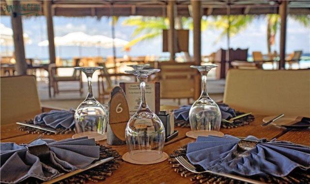 Sunset Restaurant And Bar dining美食的图片集（ 欧洲美食 ），印度洋三大明珠马尔代夫,菲利西澳岛|菲利兹优(尤) Filitheyo Island Resort