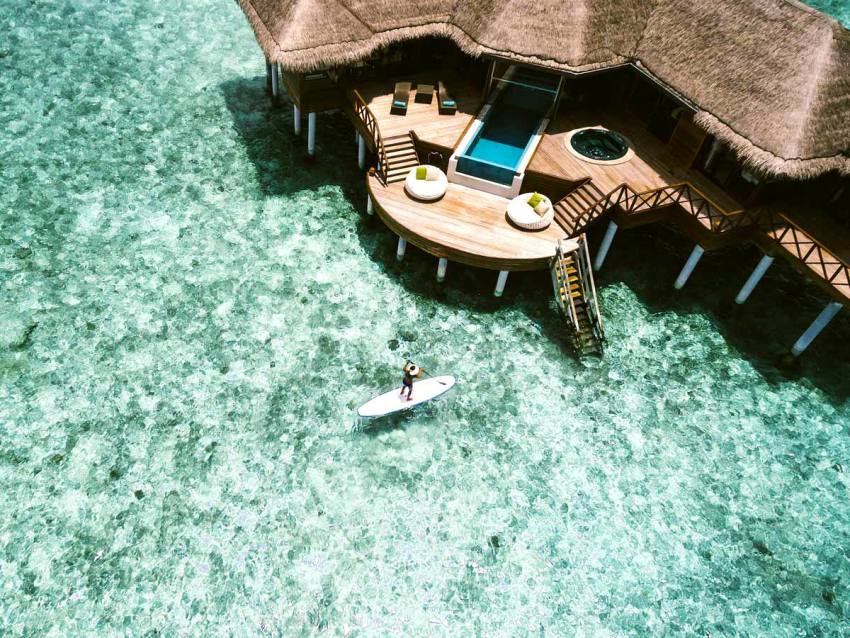 房型内部设施图片参考，如无边泳池与电视及音响， 带泳池的双卧室海上亭阁别墅-Two Bedroom Ocean Pavilions with Pool maldievs(芙花芬岛|胡花芬 Huvafen Fushi) 