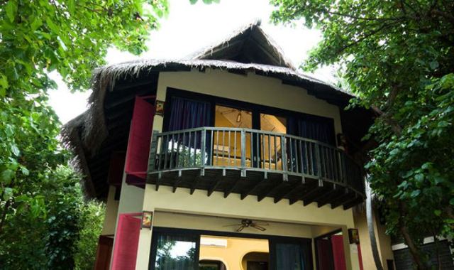 海滩别墅-Deluxe Beach Villa 房型图片及房间装修风格((J岛)月桂岛 J Resort Alidhoo)海岛马尔代夫 