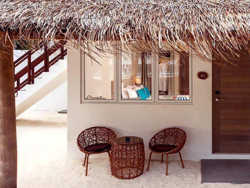 房型内部设施图片参考，如无边泳池与电视及音响， 豪华海景房-Deluxe room Ocean view maldievs(小班度士(库达) Malahini Kuda Bandos) 