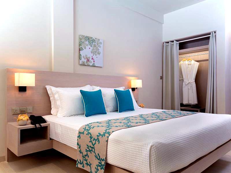 高级沙屋-Superior room 房型图片及房间装修风格(小班度士(库达) Malahini Kuda Bandos)海岛马尔代夫 