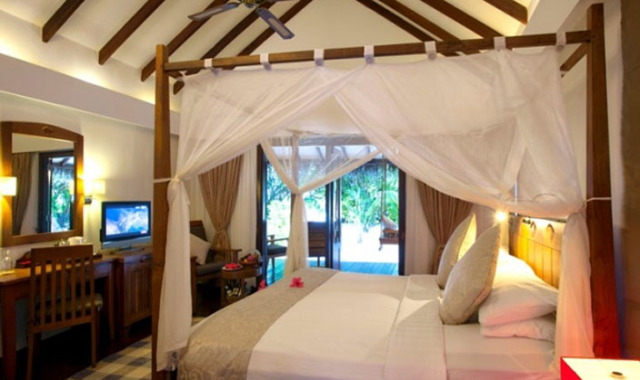 房型内部设施图片参考，如无边泳池与电视及音响， 半独立的海滩别墅-Semi-detached Beach Villa maldievs(曼德芙仕岛 Medhufushi Island) 