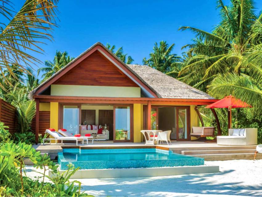 房型内部设施图片参考，如无边泳池与电视及音响， 家庭沙滩泳池别墅-Family Beach Pool Villa maldievs(尼亚玛 Niyama Maldives) 