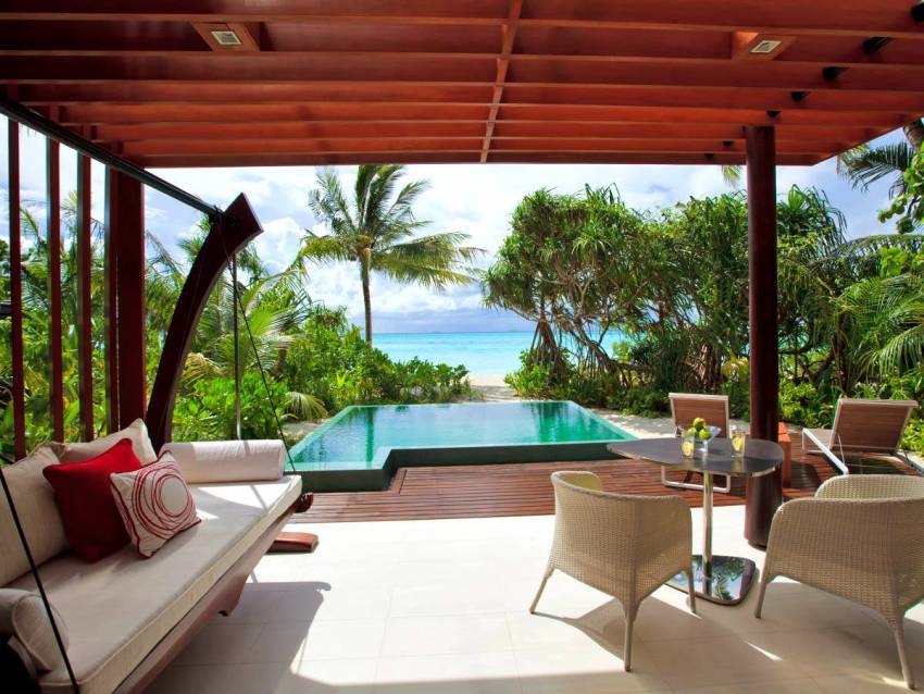 房型内部设施图片参考，如无边泳池与电视及音响， 沙滩泳池别墅-Beach Pool villa maldievs(尼亚玛 Niyama Maldives) 