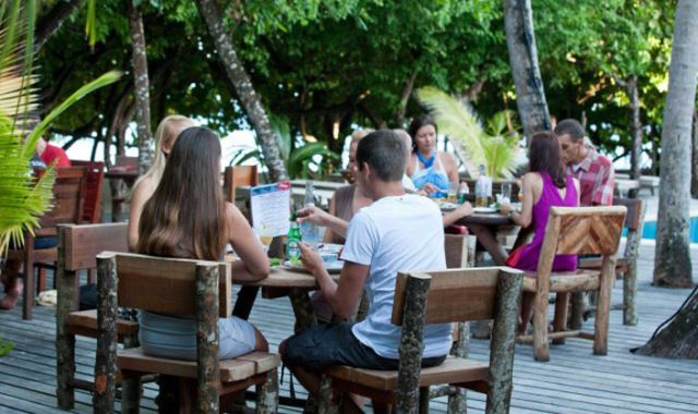 Alifaan restaurant dining美食的图片集（ 各类小吃（点餐） ），印度洋三大明珠马尔代夫,瑞提海滩 Reethi beach resort