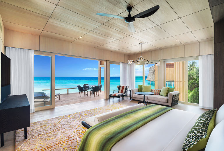 房型内部设施图片参考，如无边泳池与电视及音响， 双卧室家庭泳池别墅-Two-Bedroom Family Villa with Pool maldievs(瑞吉|沃木里 The St. Regis Maldives Vommuli Resort) 