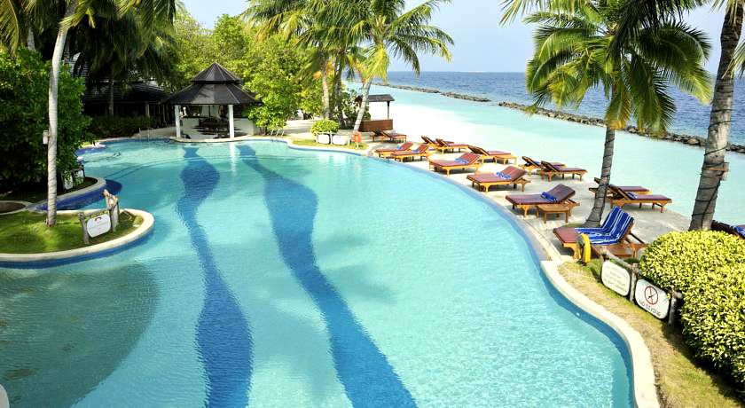 皇家岛 Royal Island Resort ,马尔代夫风景图片集:沙滩beach与海水water太美，泳池pool与水上活动watersport好玩