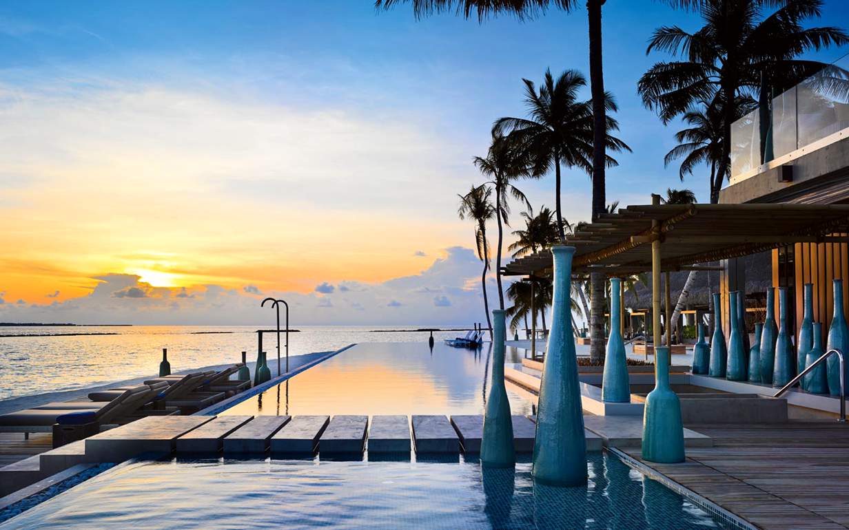 维拉私人岛 Velaa Private Island ,马尔代夫风景图片集:沙滩beach与海水water太美，泳池pool与水上活动watersport好玩