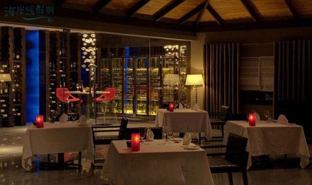 薇拉莎露岛|蔚蓝沙鲁岛 Velassaru,dining时间( 19:00-22:30 )美食攻略 Etesian ，方便大家选岛（海岸线假期一级代理提供），海岛马尔代夫maldives