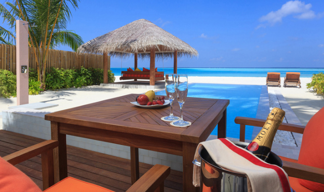 带游泳池的豪华海滩别墅-Deluxe Beach Villa With Pool 房型图片及房间装修风格(美露丽芙岛|薇露丽芙 Vilu Reef)海岛马尔代夫