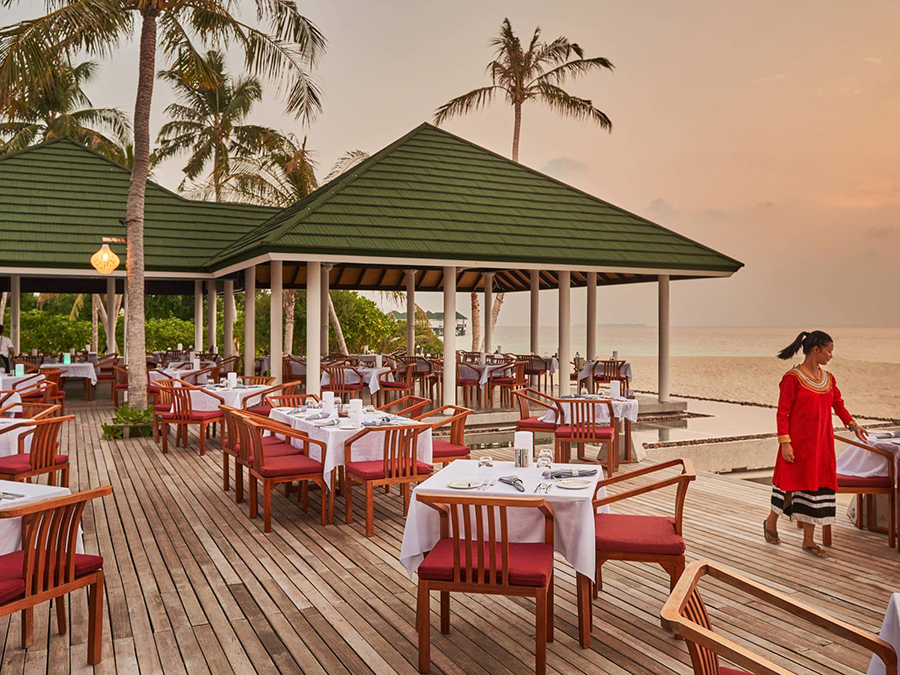 禧亚世嘉岛 Siyam World Maldives,dining时间( 12:00-14:00;18:30-22:00(周五关闭) )美食攻略 烧烤餐厅--The Wahoo Grill ,方便大家选岛(海岸线假期一级代理提供),海岛马尔代夫maldives