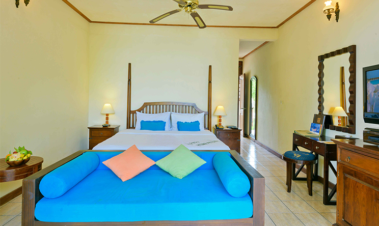 Deluxe Rooms-豪华客房  房型图片及房间装修风格(双鱼岛|欧芙菲莉岛 Olhuveli Beach & Spa Resort)海岛马尔代夫 