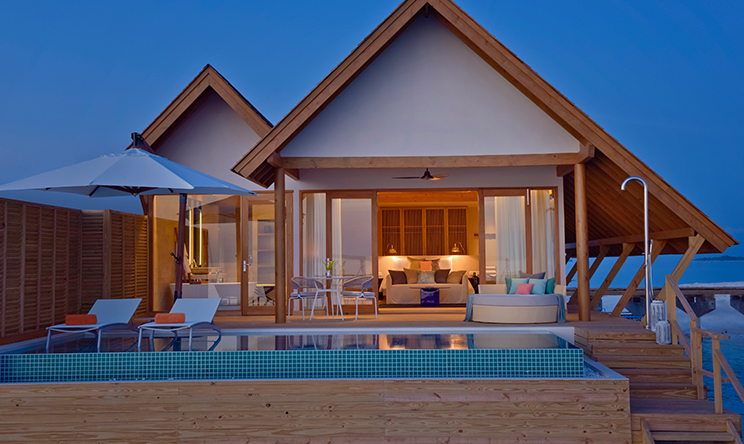 房型内部设施图片参考，如无边泳池与电视及音响， 海洋别墅带泳池-OCEAN RETREAT WITH POOL maldievs(翡翠法鲁富士岛 Emerald Faarufushi Resort and Spa) 