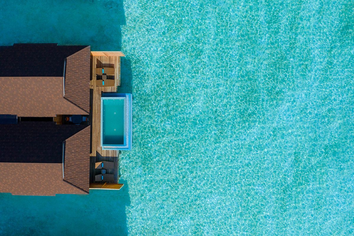 房型内部设施图片参考,如无边泳池与电视及音响, 2 Bedroom Lagoon Water Pool Villa-两卧室泻湖水上泳池别墅 maldievs(芙娜瓦希(原名:卡佩迪恩) The Standard Huruvalhi Maldives)