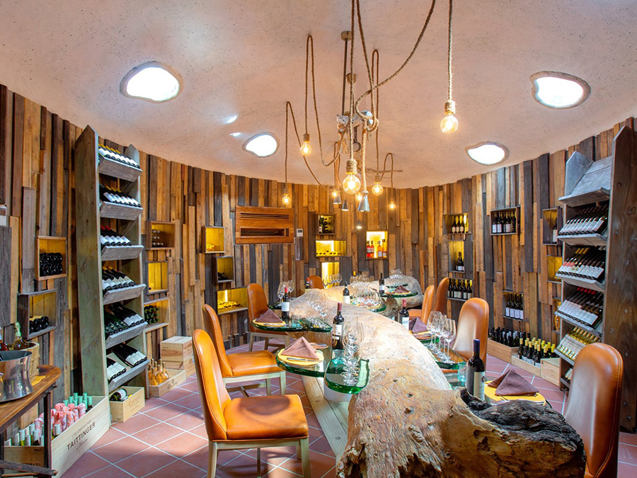 地下酒窖餐厅--Underground Wine Cellar dining美食的图片集（ 美食、美酒 ），印度洋三大明珠马尔代夫,姬丽兰卡富士 Gili Lankanfushi Maldives