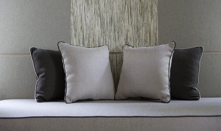 房型内部设施图片参考，如无边泳池与电视及音响， Superior Room-高级客房 maldievs(椰子岛|可伦巴岛 Kurumba) 