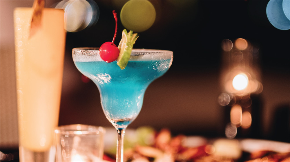 Hama Rhythmic Bar（节奏酒吧） dining美食的图片集（ 酒水 ），印度洋三大明珠马尔代夫,薇莉富士岛|希拉蒙 Cinnamon Velifushi Maldives