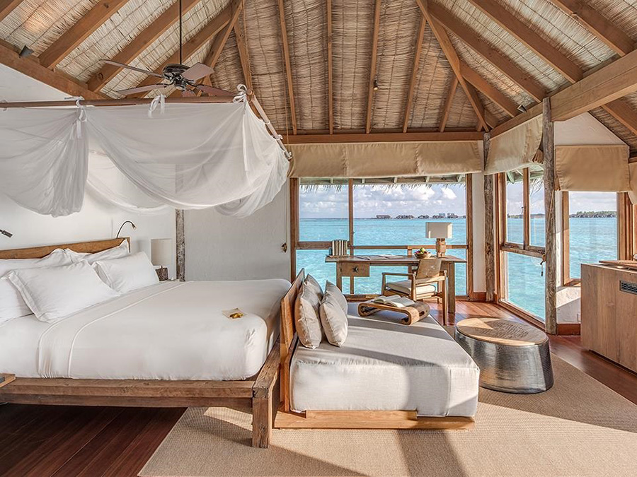 房型内部设施图片参考，如无边泳池与电视及音响， Crusoe Residence Island View-克鲁索住宅  maldievs(姬丽兰卡富士 Gili Lankanfushi Maldives) 