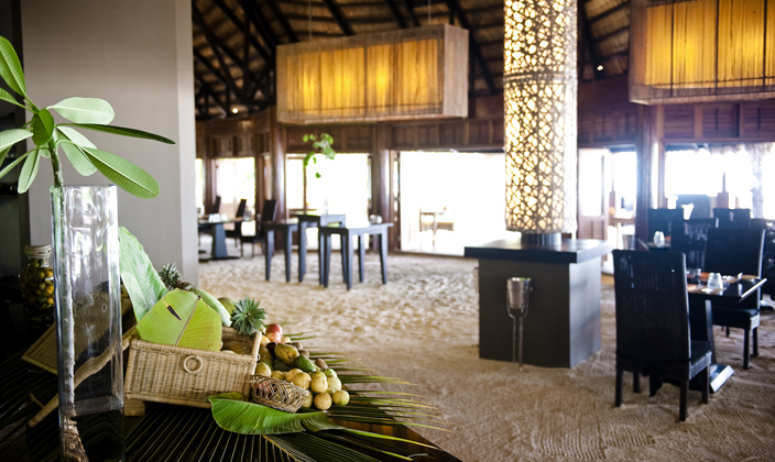 薇拉瓦鲁岛|AV岛|海龟岛 Angsana velavaru,dining时间( 7:30 – 10:30，12:30 – 14:00，18:30 – 21:30 )美食攻略 Kaani（主餐厅） ，方便大家选岛（海岸线假期一级代理提供），海岛马尔代夫maldives