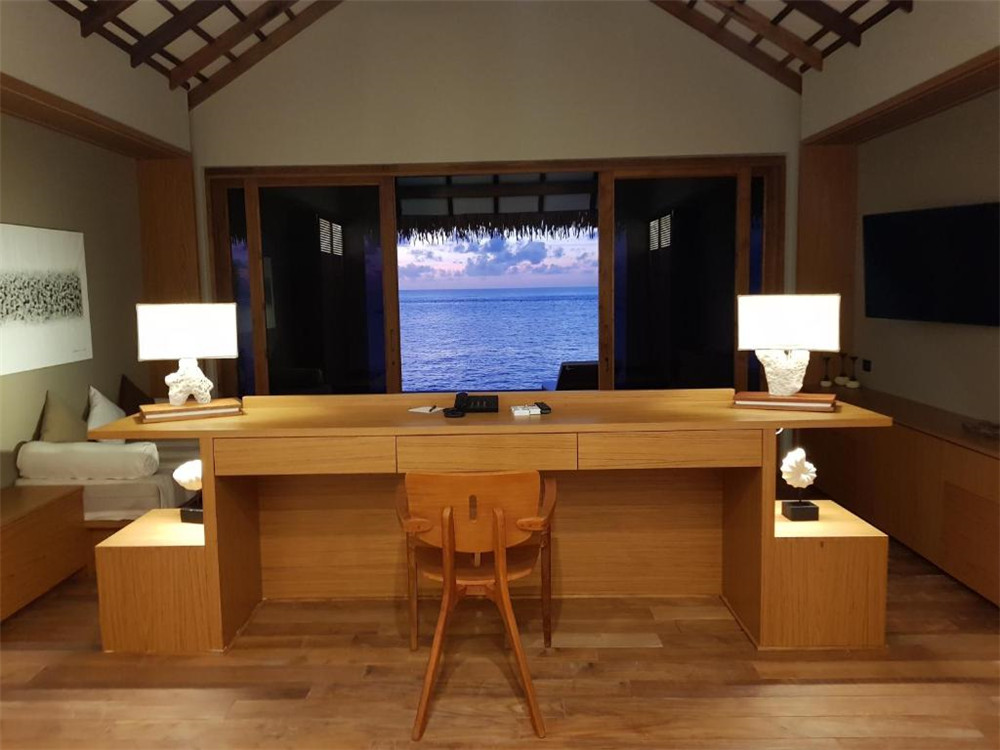 房型内部设施图片参考，如无边泳池与电视及音响， WaterBungalow-水上小屋 maldievs(薇莉富士岛|希拉蒙 Cinnamon Velifushi Maldives) 