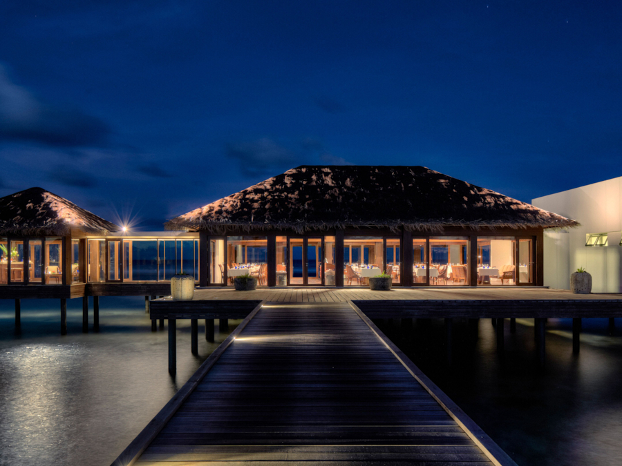 水上餐厅--The Falhuma dining美食的图片集( 海鲜、烤肉 ),印度洋三大明珠马尔代夫,瑞喜敦法鲁马富士岛 The Residence Maldives Falhumaafushi