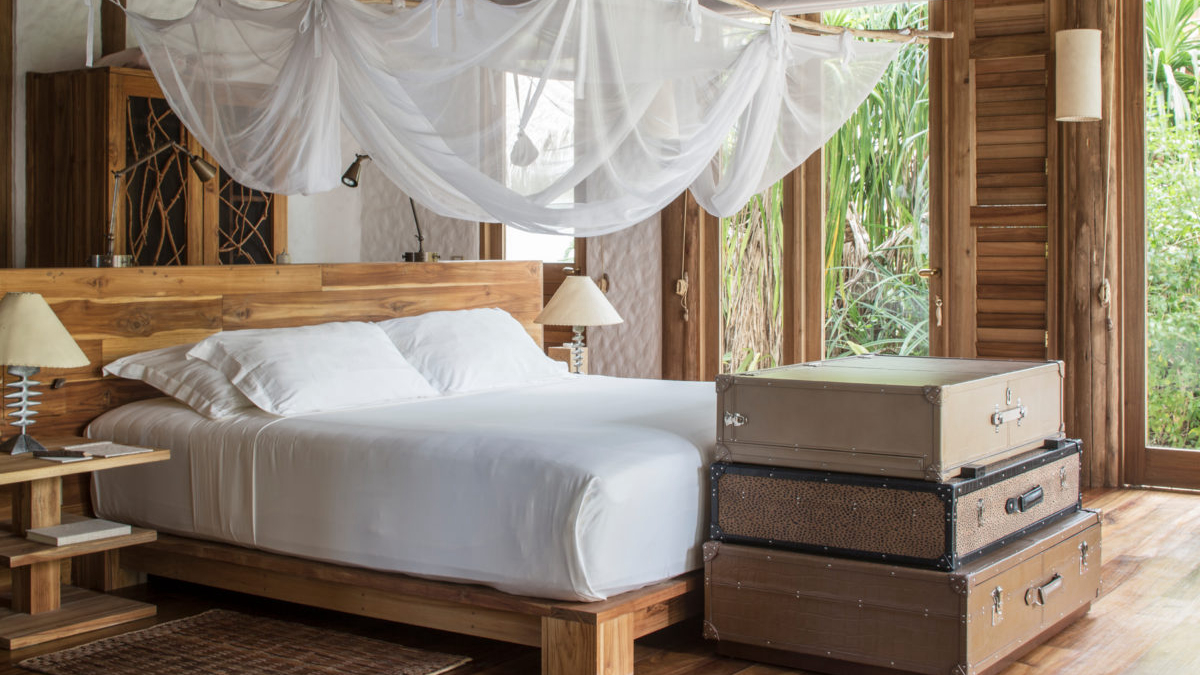 房型内部设施图片参考，如无边泳池与电视及音响， Villa 41-41号别墅（三卧室） maldievs(索尼娃芙西岛度假村 Soneva Fushi) 