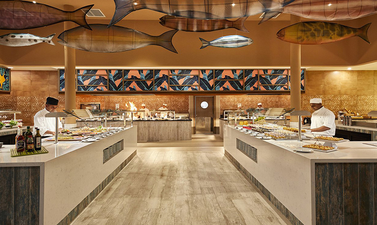 悦宜湾奢享|宫殿酒店 Riu Palace Maldivas,dining时间( 7:00-10:30，12:00-15:30，18:30-22:00​ )美食攻略 Palm（主餐厅） ，方便大家选岛（海岸线假期一级代理提供），海岛马尔代夫maldives