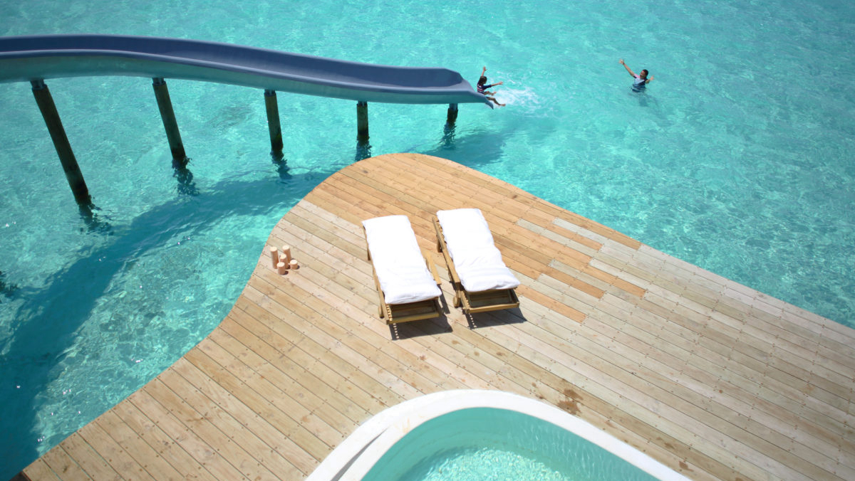 房型内部设施图片参考，如无边泳池与电视及音响， 1 Bedroom Water Retreat with Slide-单卧室水上别墅带滑梯 maldievs(索尼娃贾尼岛 Soneva Jani) 