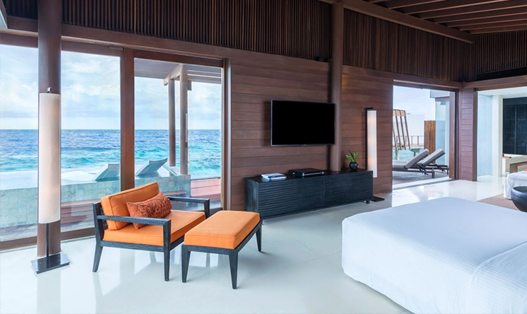房型内部设施图片参考，如无边泳池与电视及音响， Park Sunset Ocean Pool Villa-日落泳池水上别墅  maldievs(柏悦|哈达哈 Park Hyatt Hadahaa) 