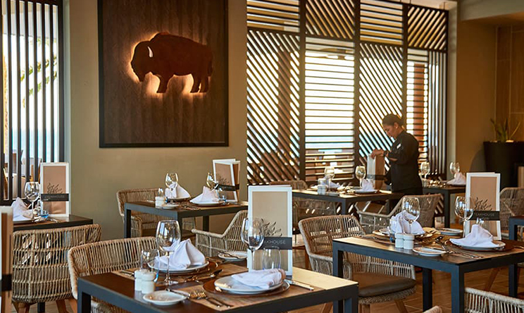 悦宜湾珊瑚岛酒店 Hotel Riu Atoll,dining时间( 07:00-10:30,12:00-15:30,18:30-22:00 )美食攻略 Dhoni(主餐厅) ,方便大家选岛(海岸线假期一级代理提供),海岛马尔代夫maldives