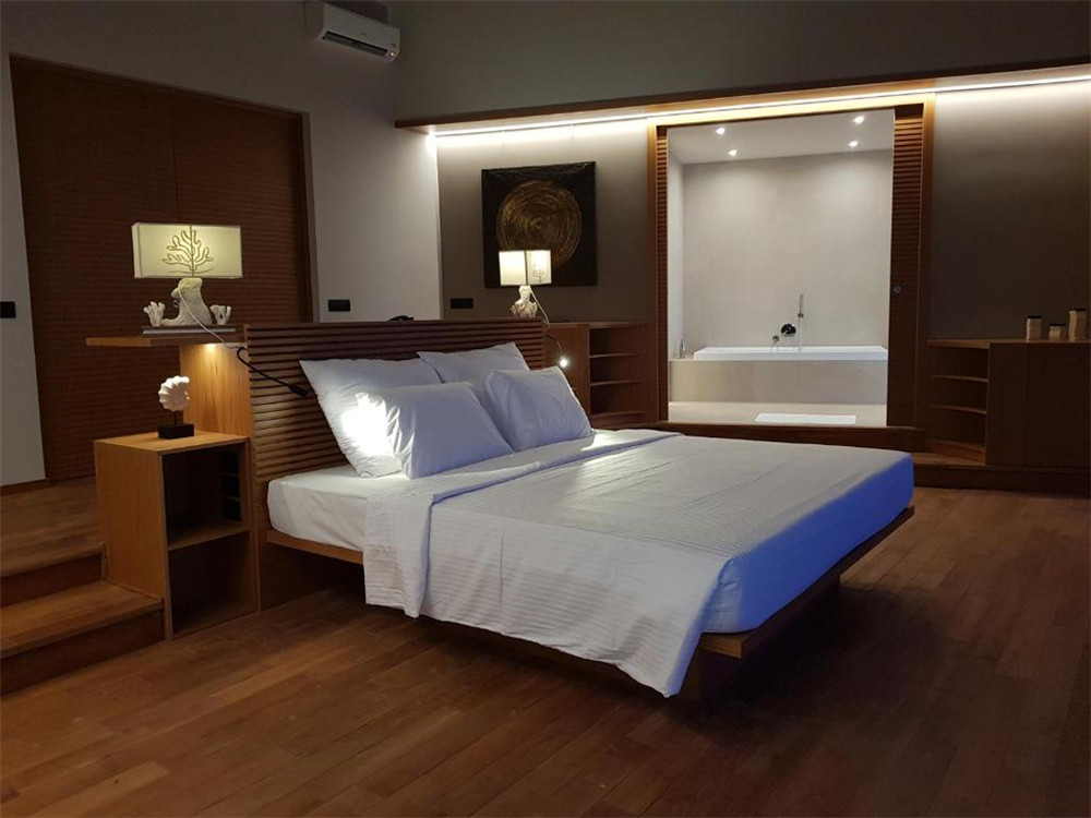 房型内部设施图片参考，如无边泳池与电视及音响， Water Suite with Pool-水上泳池套房 maldievs(薇莉富士岛|希拉蒙 Cinnamon Velifushi Maldives) 