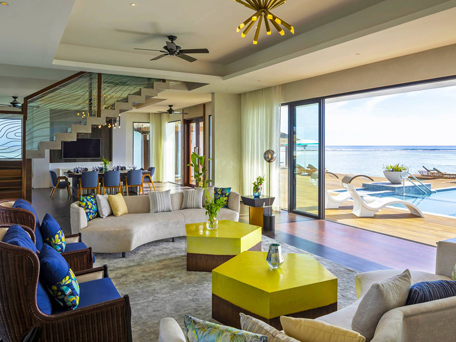 房型内部设施图片参考，如无边泳池与电视及音响， Royal Suite-皇家套房（三卧）  maldievs(铂尔曼 Pullman Maldives Maamutaa Resort) 