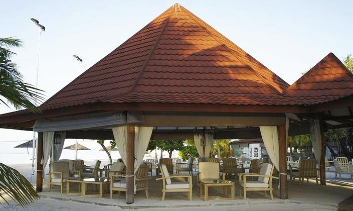 主酒吧--Main Bar dining美食的图片集（ 各式美酒 ），印度洋三大明珠马尔代夫,钻石阿莎格岛 Diamonds Athuruga