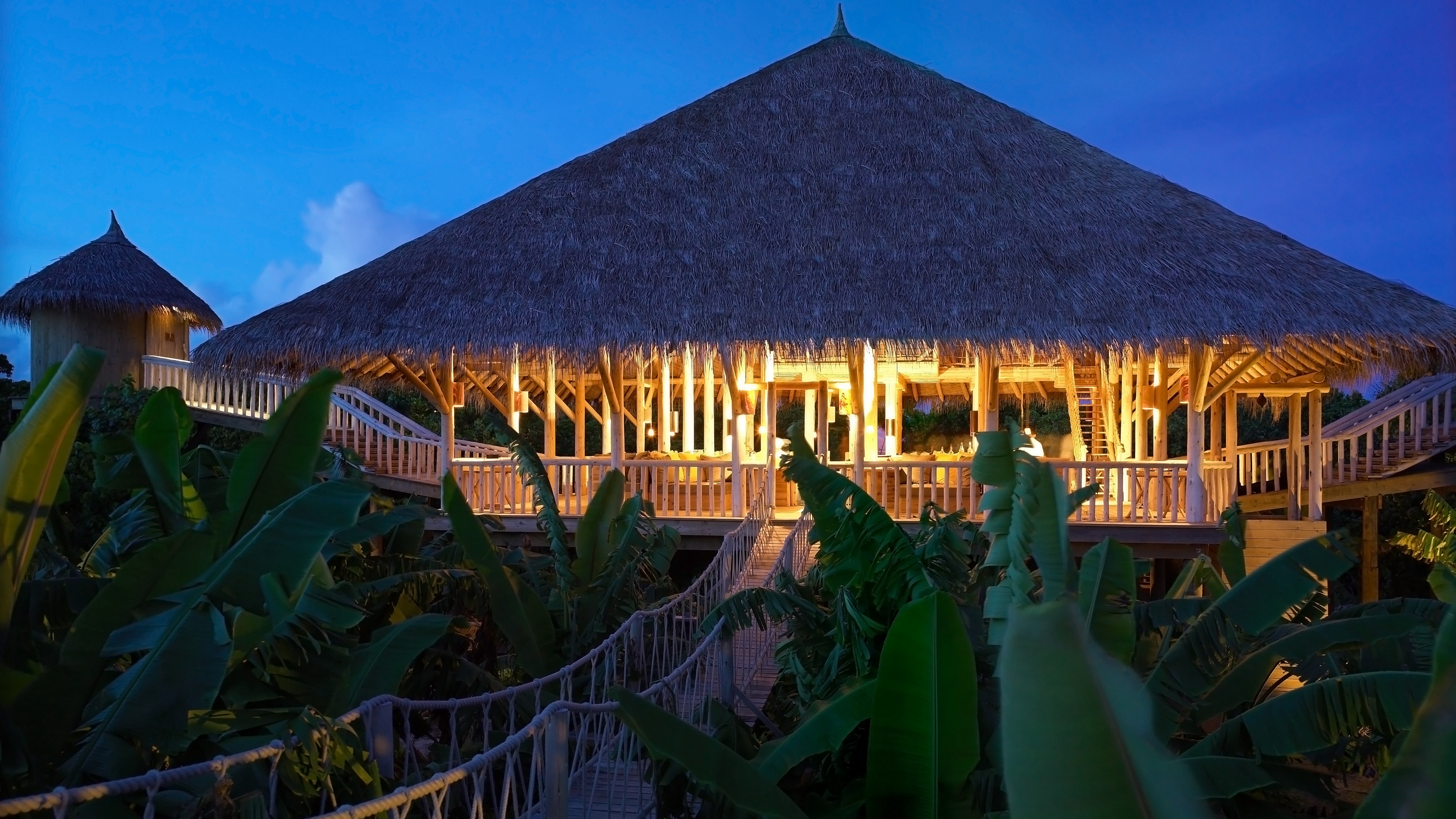 索尼娃芙西岛度假村 Soneva Fushi,dining时间( 晚餐 )美食攻略 Fresh in the Garden 餐厅--Fresh in the Garden ,方便大家选岛(海岸线假期一级代理提供),海岛马尔代夫maldives