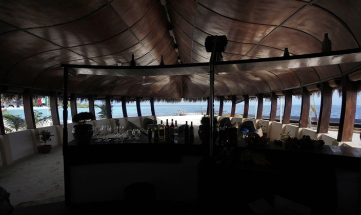 尼卡岛 Nika Island,dining时间( 24小时开放-点餐 )美食攻略 码头酒吧--Jetty Bar ,方便大家选岛(海岸线假期一级代理提供),海岛马尔代夫maldives