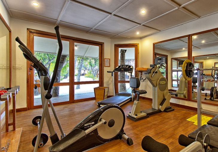 迪格瑞岛 Dhiggiri Tourist Resort, 娱乐活动(海岛maldives)介绍,网球及高尔夫