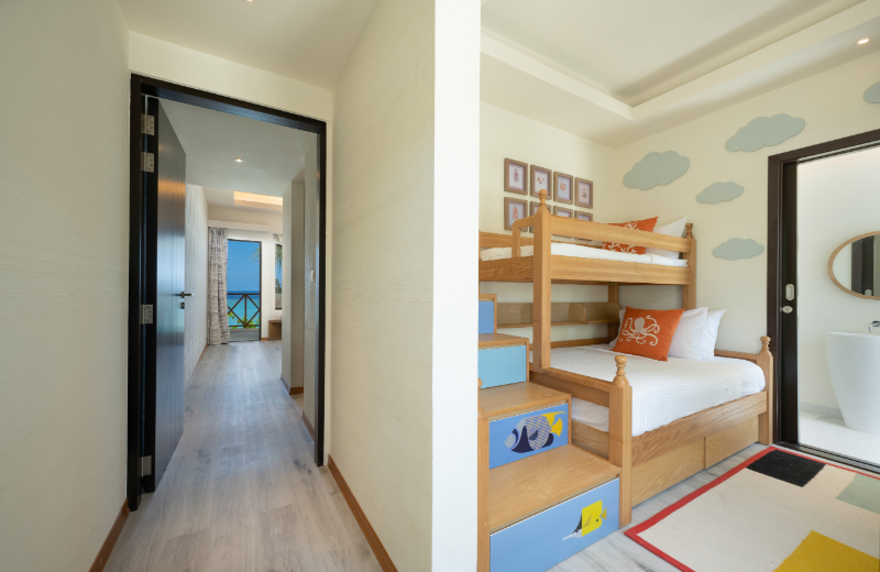 房型内部设施图片参考，如无边泳池与电视及音响， Ocean View Family Room -家庭海景房（两居室）  maldievs(奥露·艾拉富士 OBLU XPErience Ailafushi) 