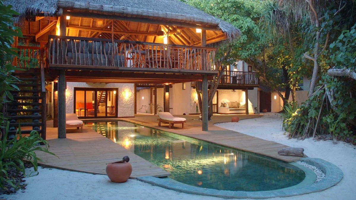 房型内部设施图片参考，如无边泳池与电视及音响， Sunset Retreat-日落别墅（双卧室） maldievs(索尼娃芙西岛度假村 Soneva Fushi) 