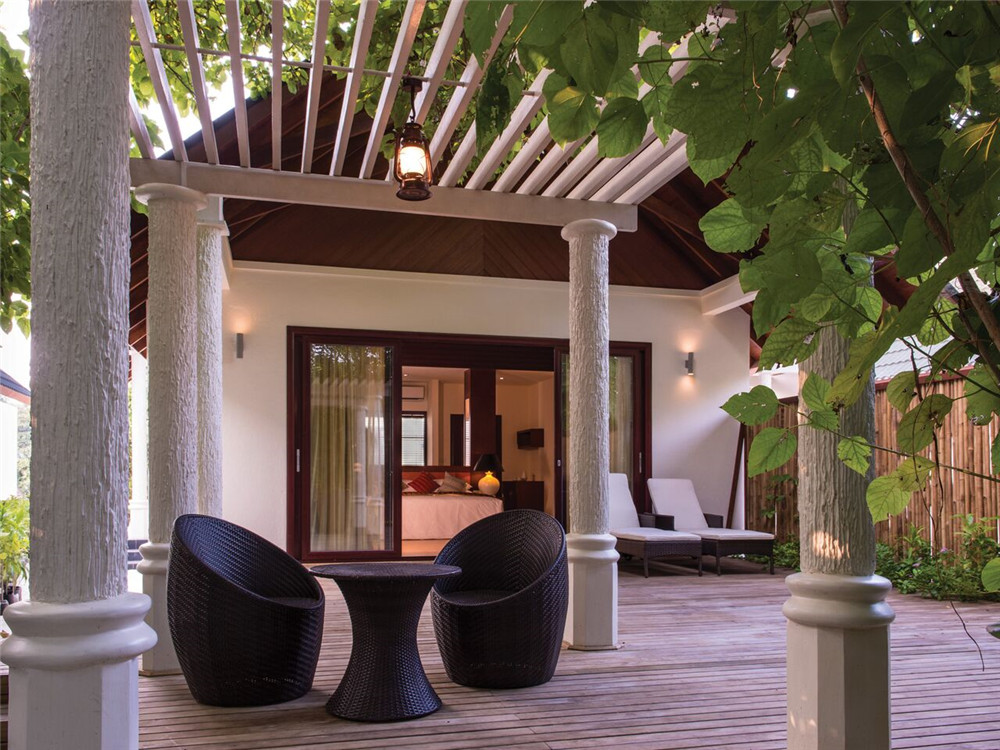 花园别墅-Garden Villas 房型图片及房间装修风格(芙拉薇莉岛 Furaveri Island Resort and Spa)海岛马尔代夫 