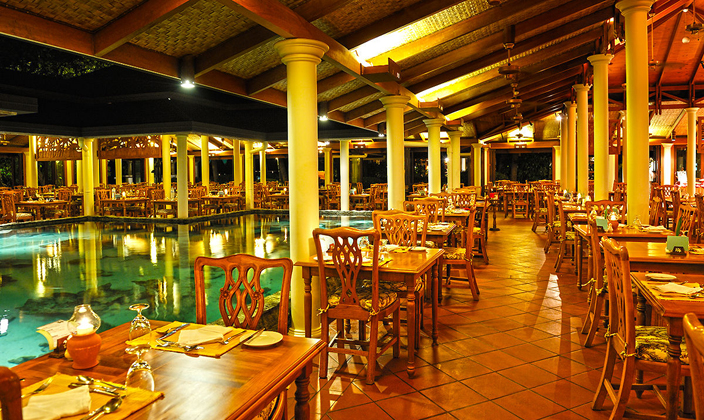 皇家岛 Royal Island Resort,dining时间( 早餐:07:00-11:00;晚餐:19:00-22:30 )美食攻略 Maakana 餐厅--Maakana Restaurant ,方便大家选岛(海岸线假期一级代理提供),海岛马尔代夫maldives