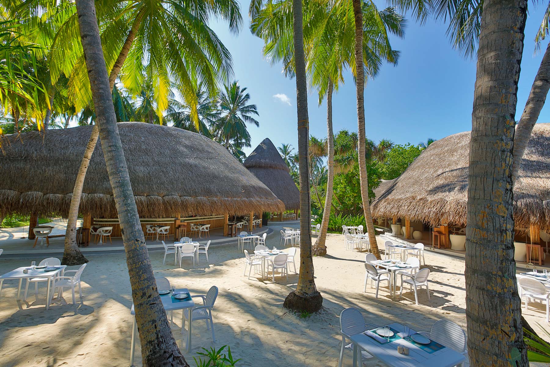 K岛|库拉玛提|库拉玛缇 Kuramathi Maldives,dining时间( 11:00-22:30 )美食攻略 Palm Pizzeria & Gelateria（披萨餐厅） ，方便大家选岛（海岸线假期一级代理提供），海岛马尔代夫maldives