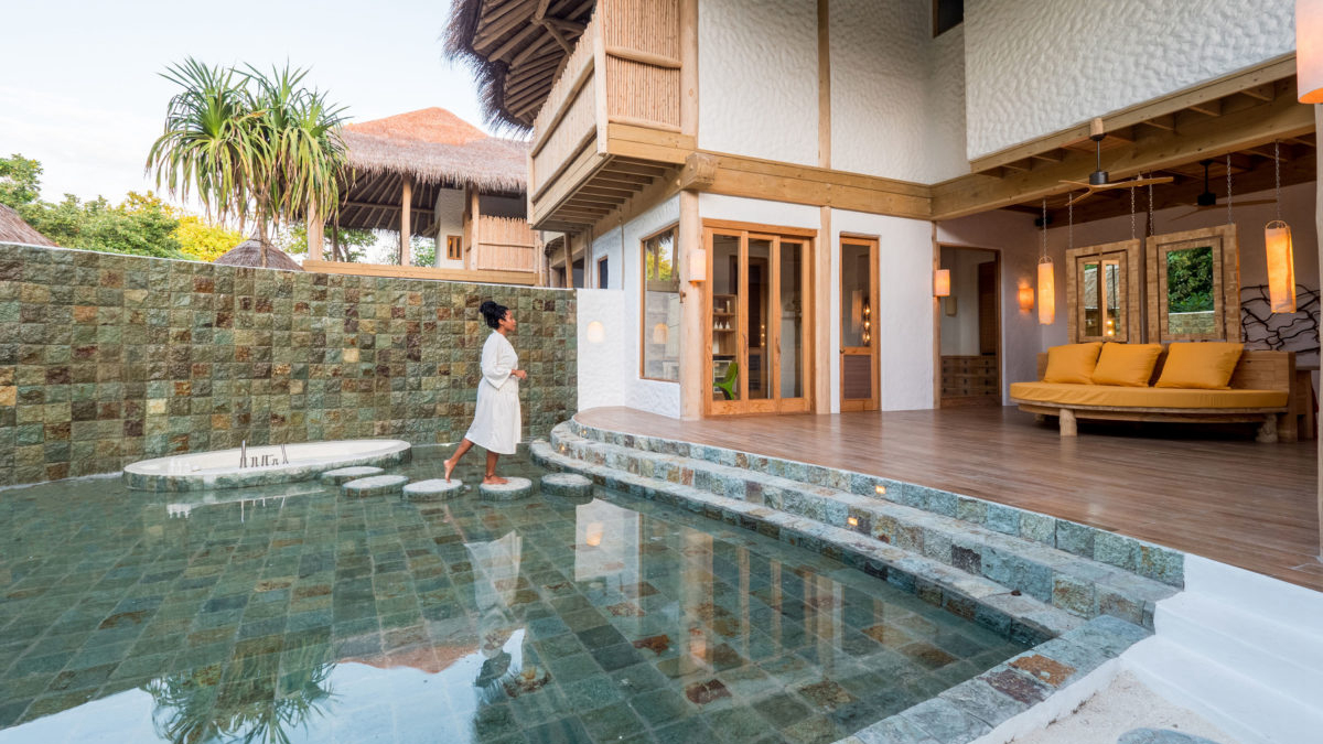 房型内部设施图片参考，如无边泳池与电视及音响， Villa 37-37号别墅（五卧室） maldievs(索尼娃芙西岛度假村 Soneva Fushi) 