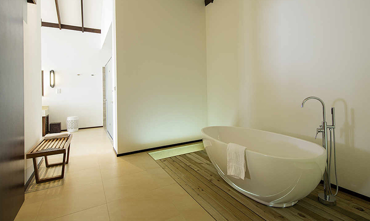 房型内部设施图片参考,如无边泳池与电视及音响, Presidential Suite-总统套房 maldievs(新鲁滨逊诺鲁岛|努努岛 Robinson Club Noonu)