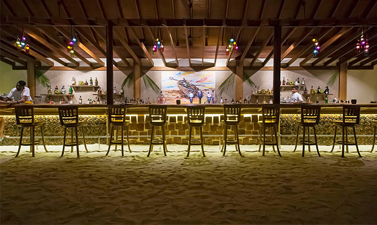 瑞提法鲁岛 Reethi Faru Resort,dining时间(  )美食攻略 Haruge（主酒吧） ，方便大家选岛（海岸线假期一级代理提供），海岛马尔代夫maldives