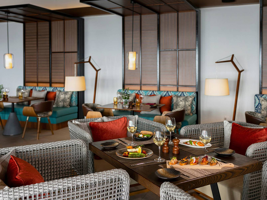 铂尔曼 Pullman Maldives Maamutaa Resort,dining时间( 午餐12:30-15:00;晚餐18:30-22:00 )美食攻略 地中海餐厅--Souq Oven ,方便大家选岛(海岸线假期一级代理提供),海岛马尔代夫maldives